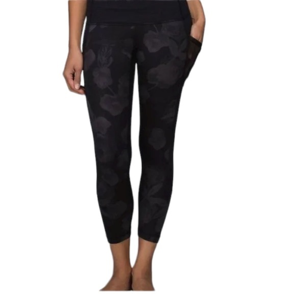 LULULEMON Seek The Heat Crop Leggings - size 4 - Picture 4 of 16